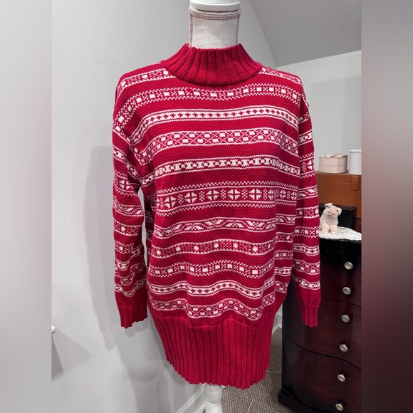 GAP Sweaters - Vintage Gap Red and White Sweater